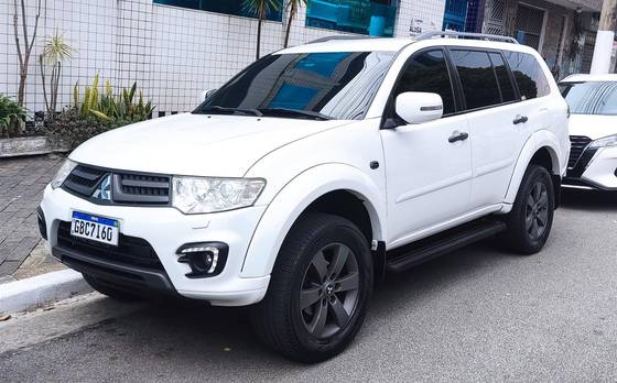 MITSUBISHI PAJERO DAKAR 3.2 HPE S 4X4 7 LUGARES 16V TURBO INTERCOOLER DIESEL 4P AUTOMÁTICO